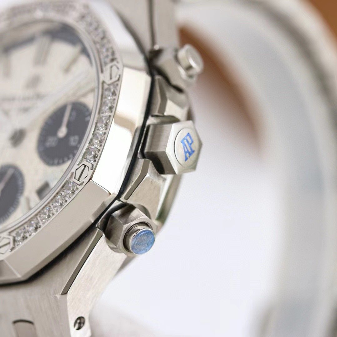 Audemars Piguet Royal Oak Offshore Series Wrist Watch WTJN25032