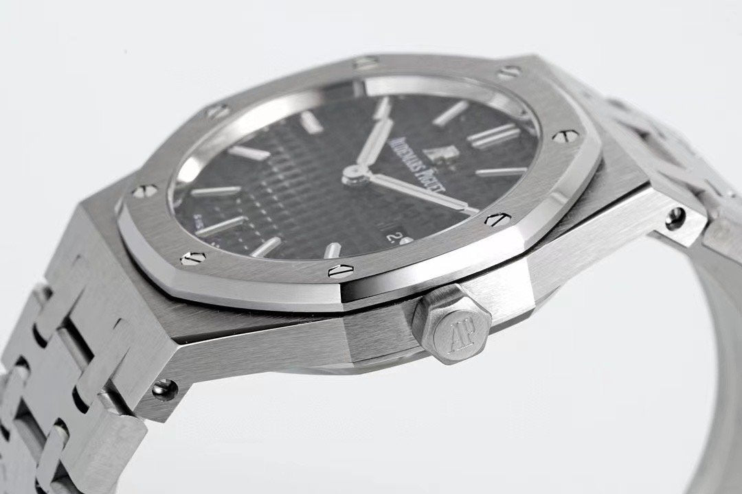 Audemars Piguet Royal Oak Offshore Series Wrist Watch WTJN25059