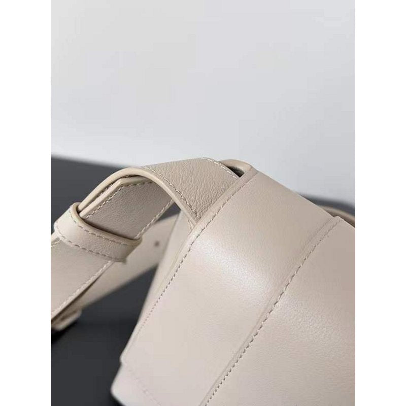Balenciaga Downtown leather shoulder bag BGDC0053