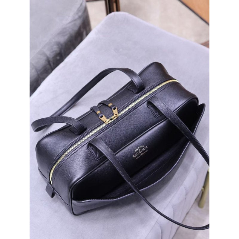 Balenciaga Shoulder Bag BG0525135