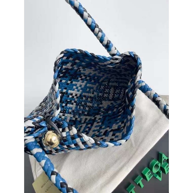 Bottega Veneta Hand Woven Hand Bag BGDC0075