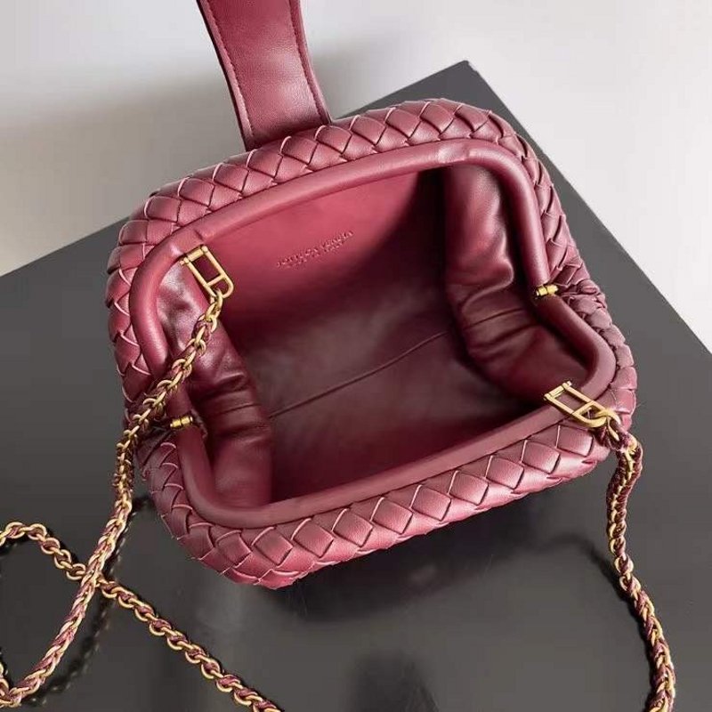 Bottega Veneta Lauren 1980 Teen Chain Bag in Intrecciato Leather BGDC0014