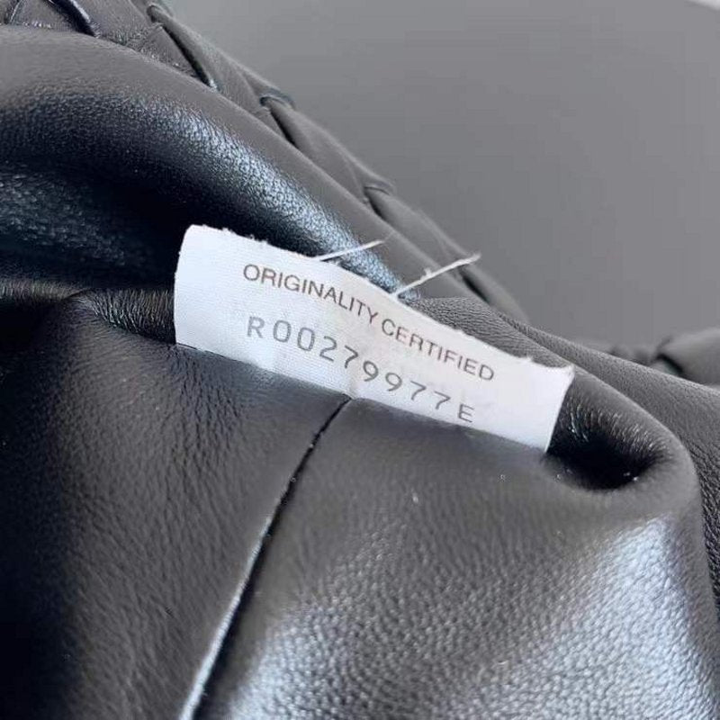 Bottega Veneta Lauren 1980 Teen Chain Bag in Intrecciato Leather BGDC0015