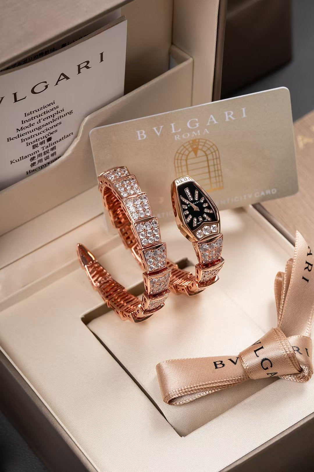 Bvlgari Serpenti Seduttori Series Wrist Watch WTJN25015
