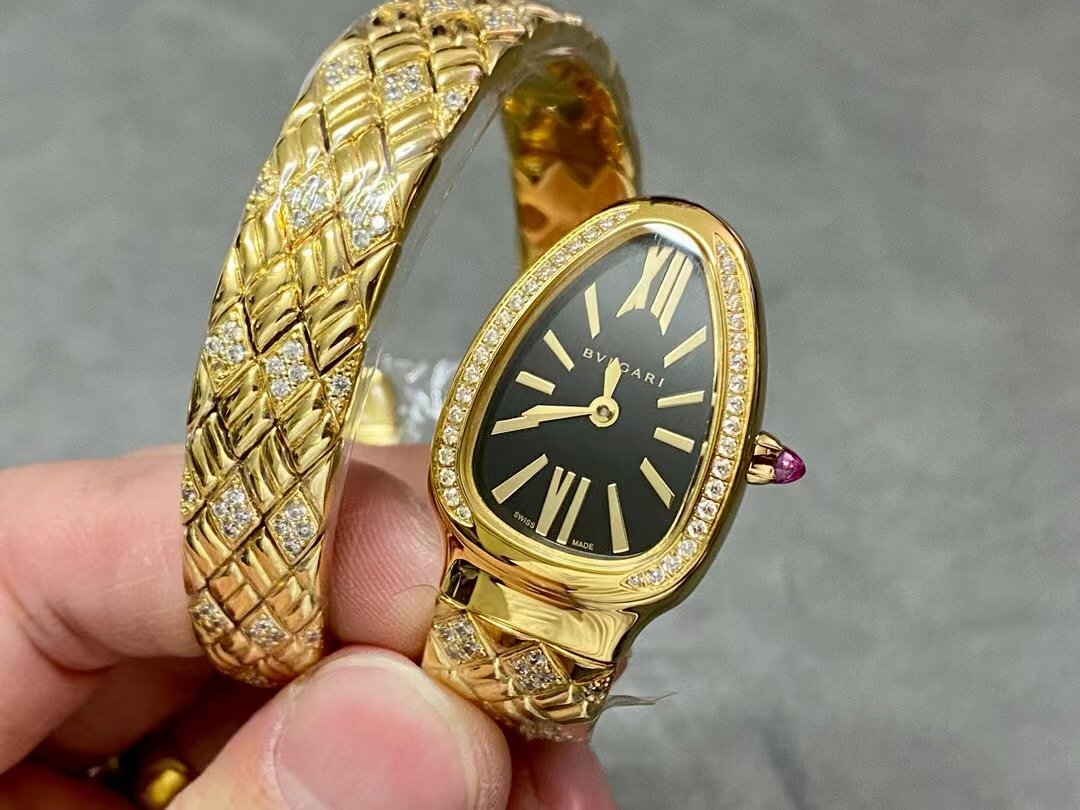 Bvlgari Serpenti Spigne Series Wrist Watch WTJN25001