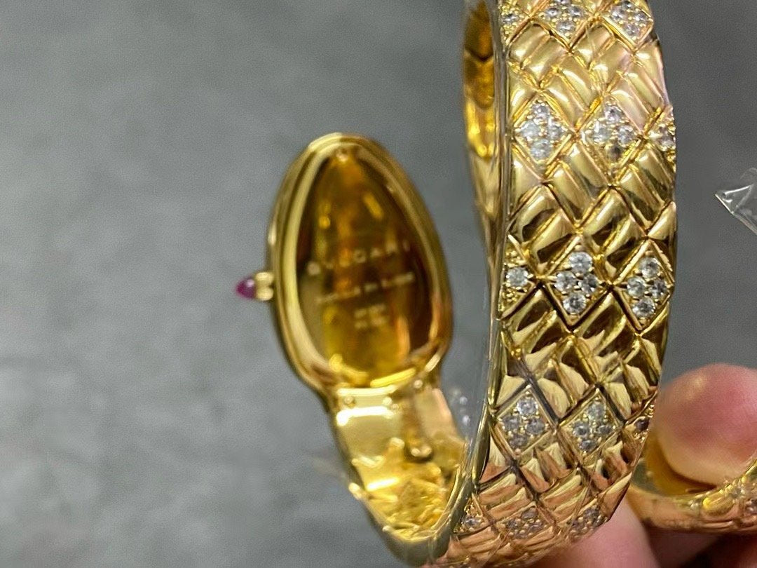 Bvlgari Serpenti Spigne Series Wrist Watch WTJN25001