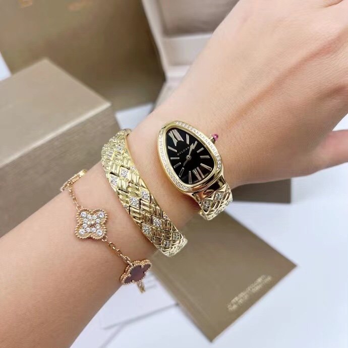 Bvlgari Serpenti Spigne Series Wrist Watch WTJN25003