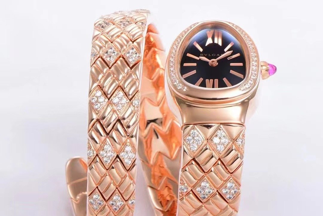 Bvlgari Serpenti Spigne Series Wrist Watch WTJN25004