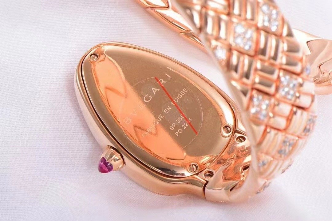 Bvlgari Serpenti Spigne Series Wrist Watch WTJN25005