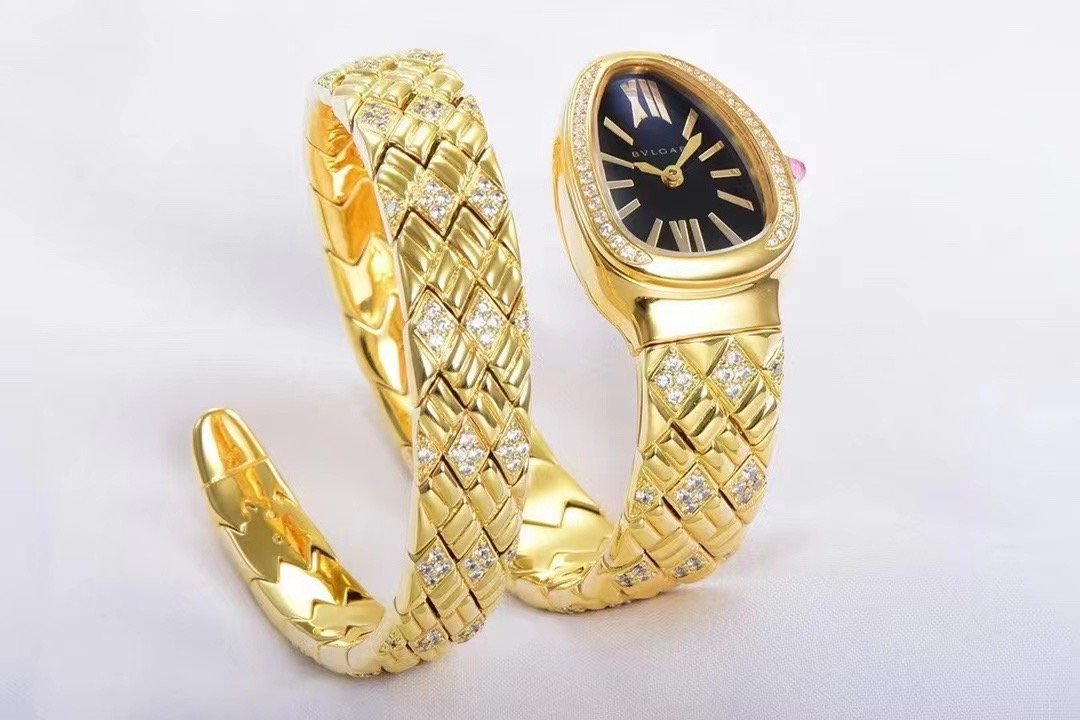 Bvlgari Serpenti Spigne Series Wrist Watch WTJN25009