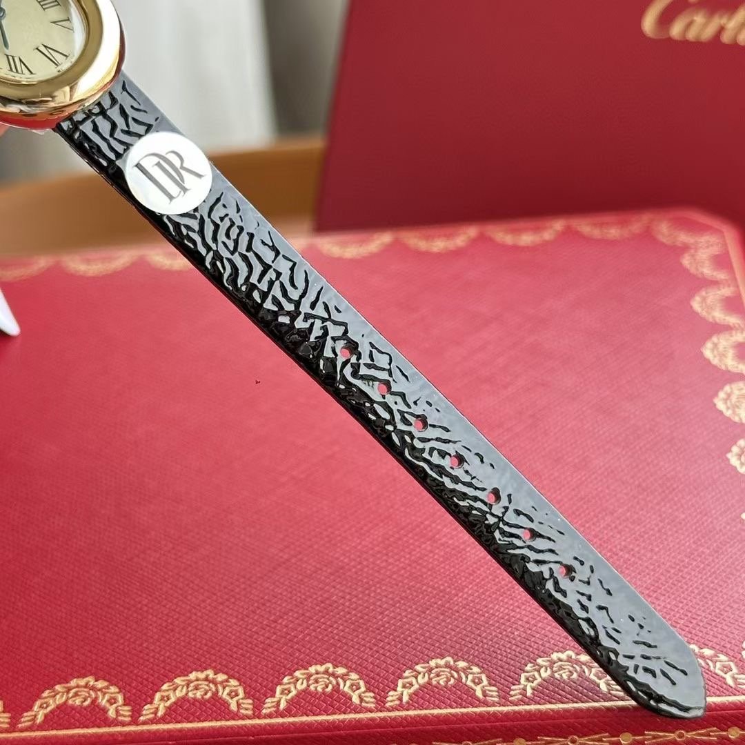 Cartier Baignoire Bath Series Wrist Watch WTJN25106