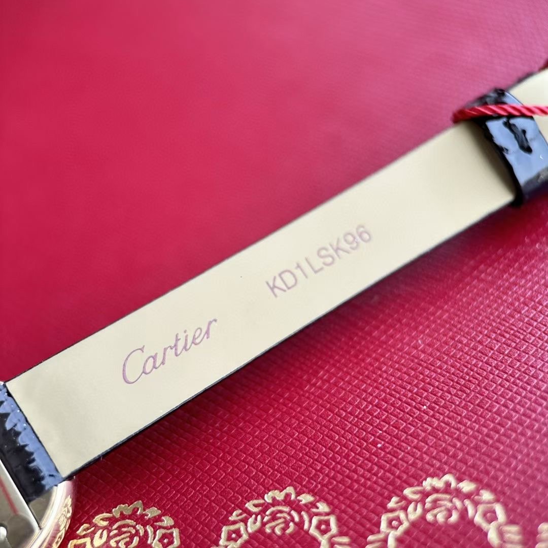 Cartier Baignoire Bath Series Wrist Watch WTJN25106