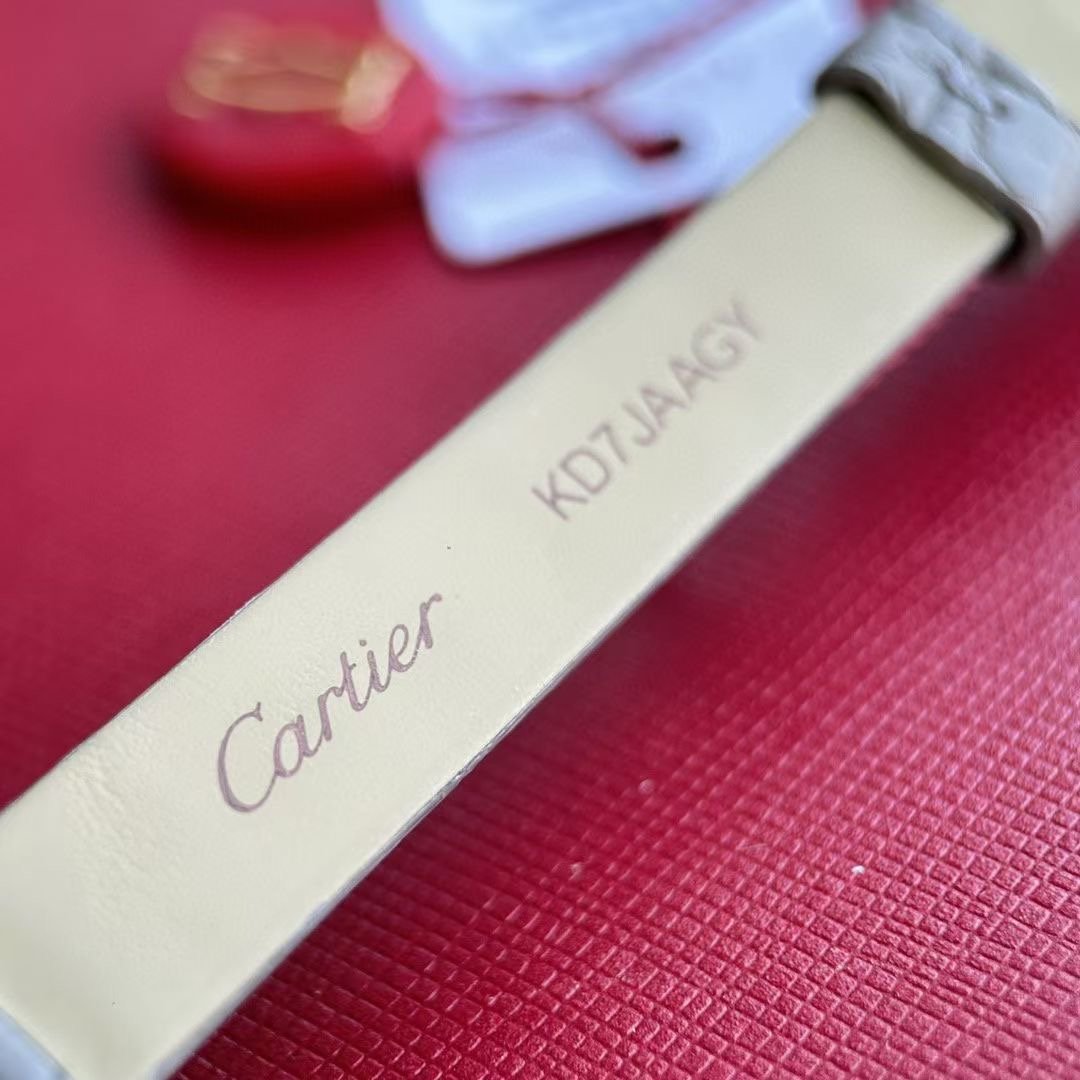 Cartier Baignoire Bath Series Wrist Watch WTJN25107