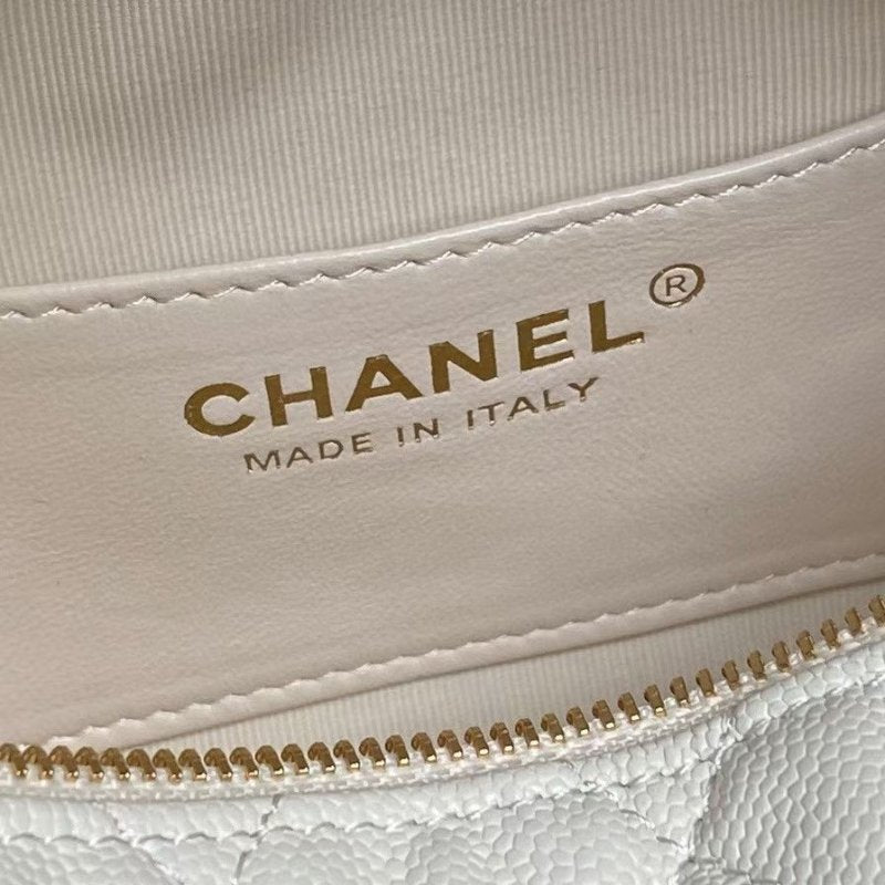 Chanel C Hand Bag BG0525112