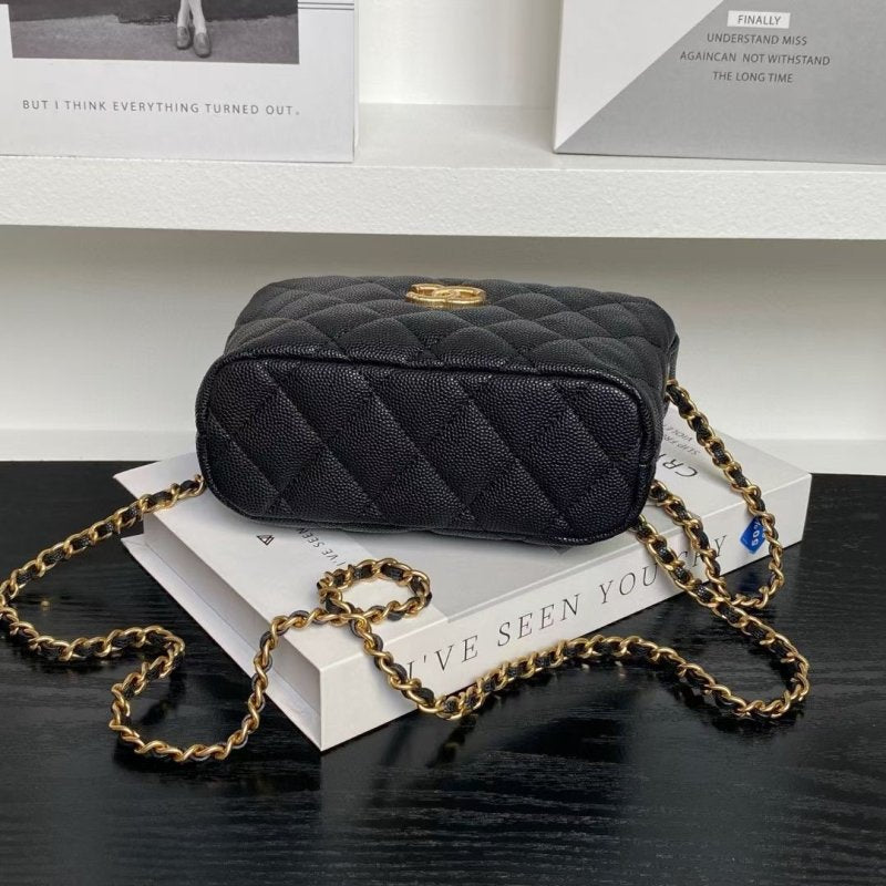Chanel C Hand Bag BG0525114