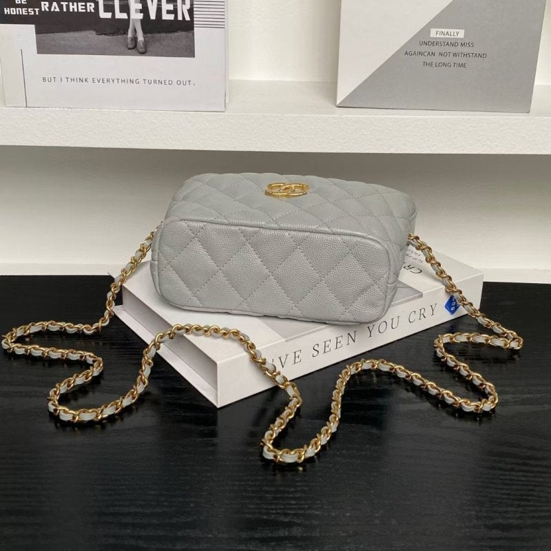 Chanel C Hand Bag BG0525115