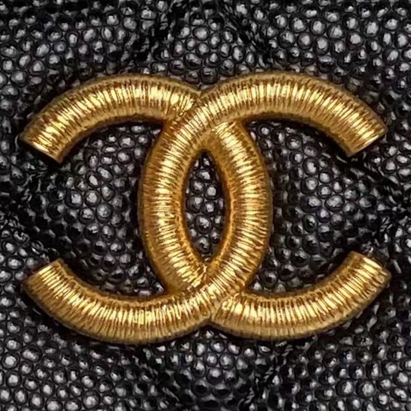 Chanel Small Chain Hand Bag BG0525117