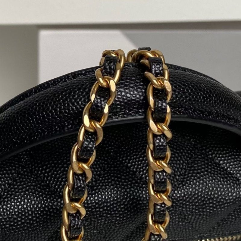 Chanel Small Chain Hand Bag BG0525117