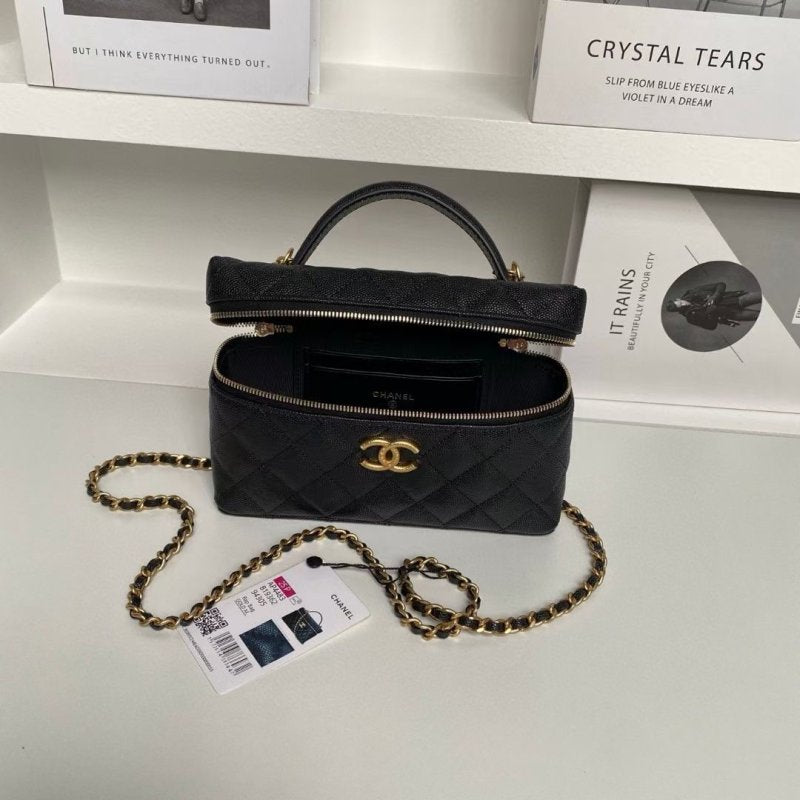 Chanel Small Chain Hand Bag BG0525117