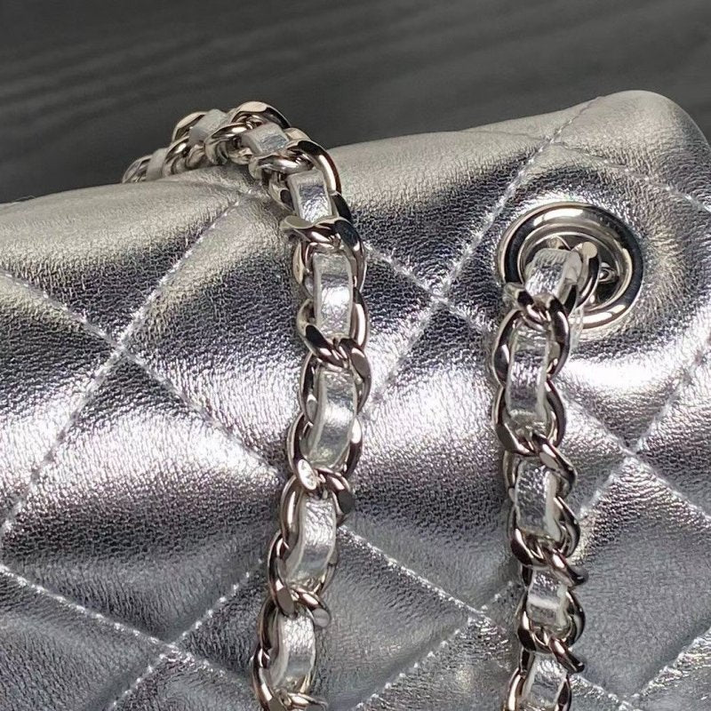 Chanel Small Chain Hand Bag BG0525118