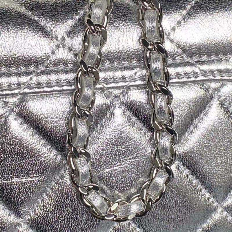 Chanel Small Chain Hand Bag BG0525118