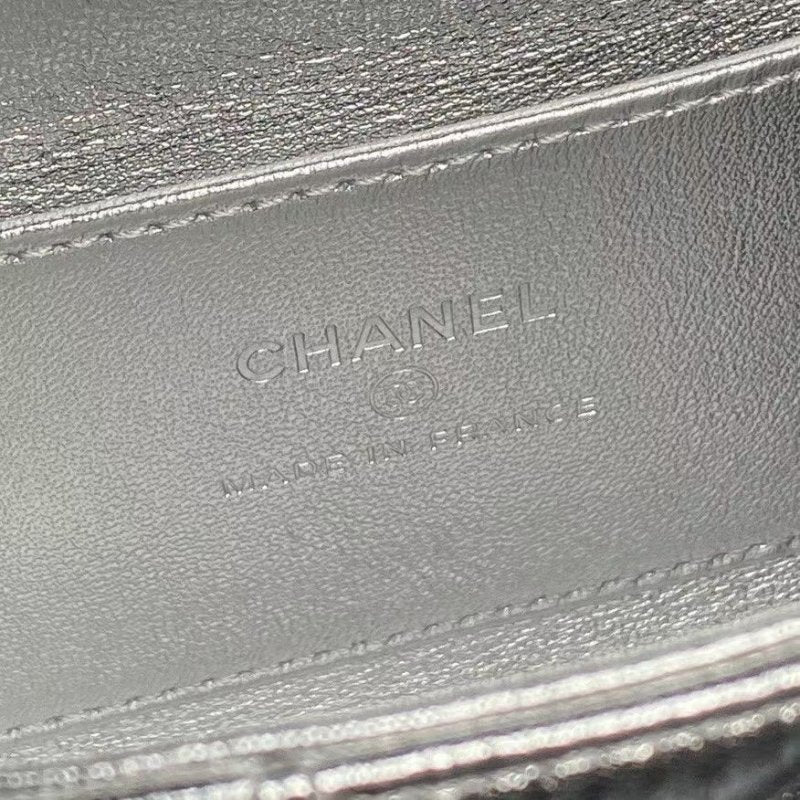 Chanel Small Chain Hand Bag BG0525118