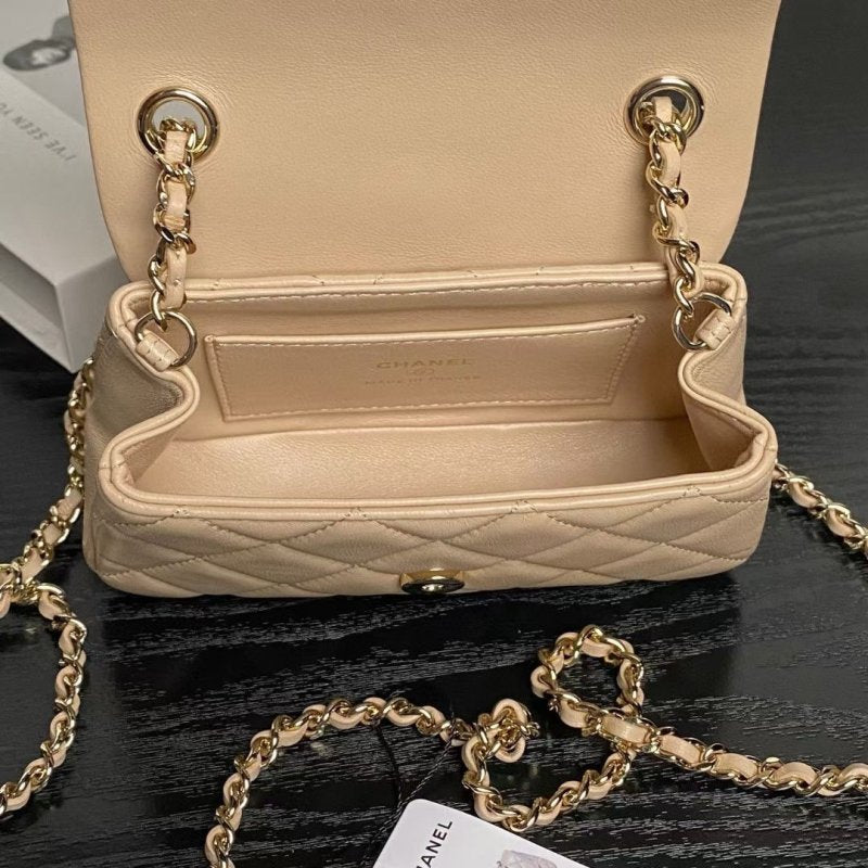 Chanel Small Chain Hand Bag BG0525123