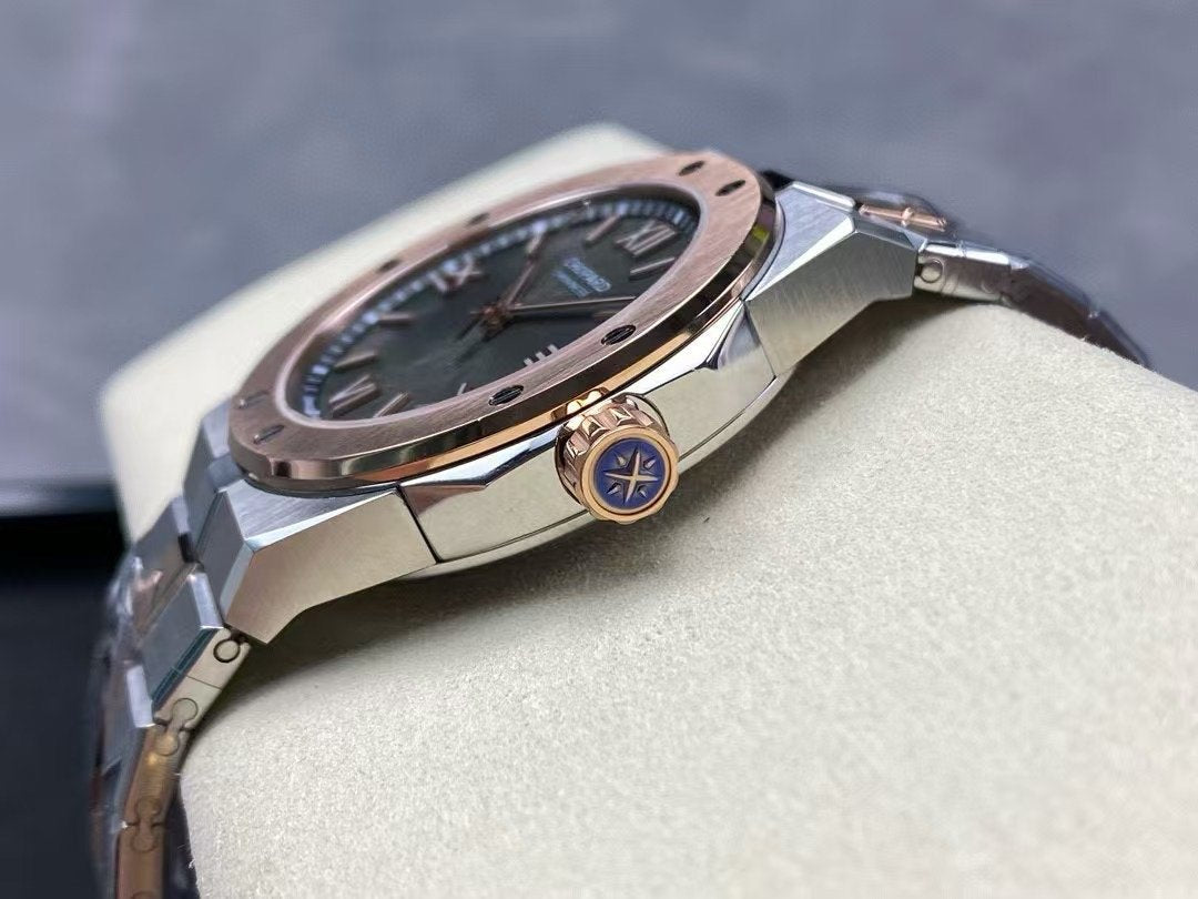 Chopard Alpine Eagle Snow Mountain Wrist Watch WTJN25125