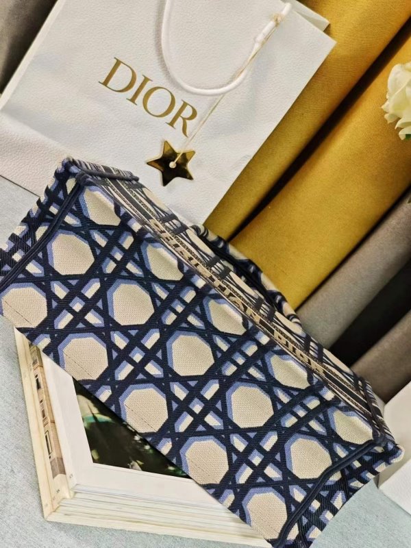 Dior Tote Hand Bag BG02383