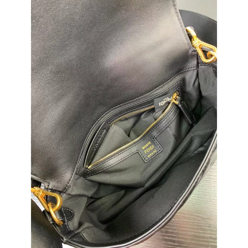 Fendi Baguette Flap Bag BG0525192