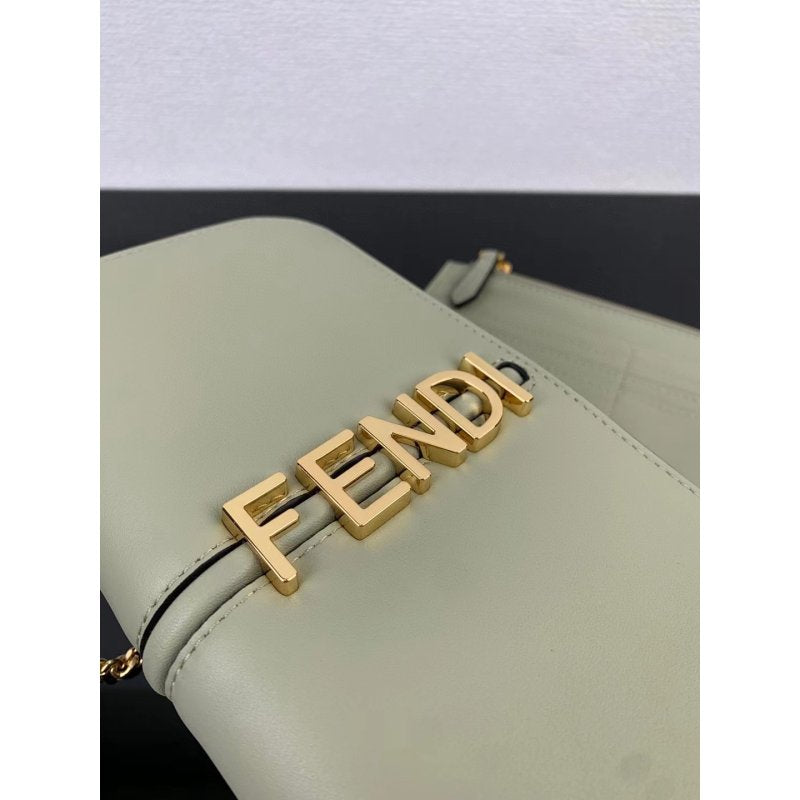 Fendi Leather Chain Bag BG0525193