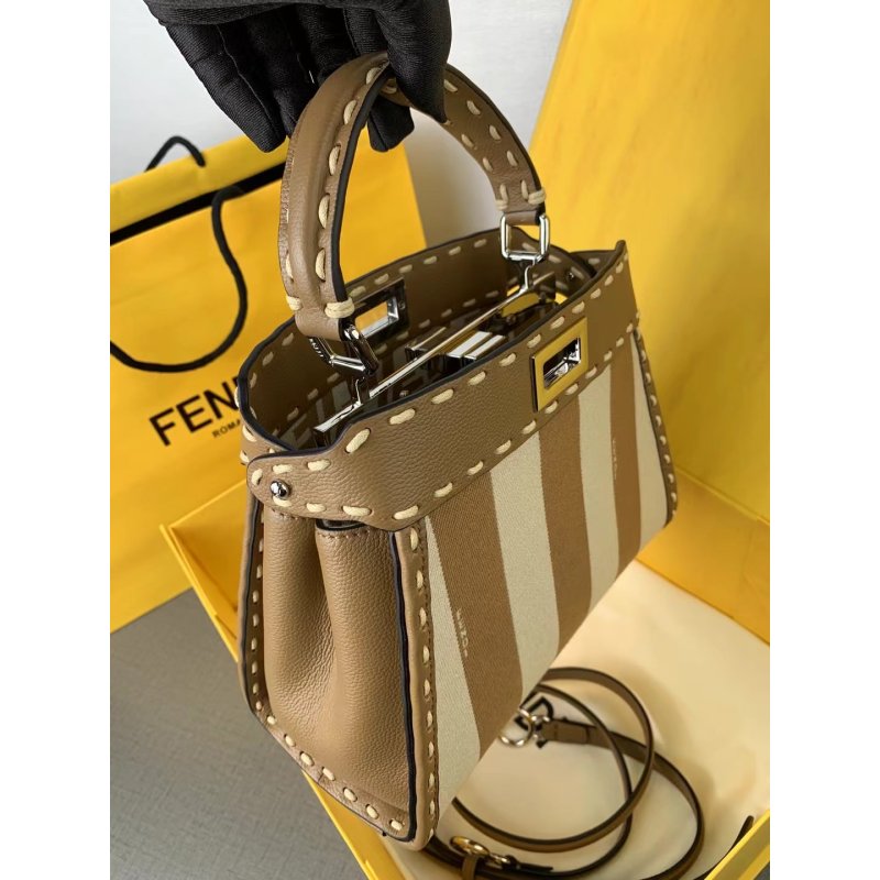 Fendi Peekaboo Shoulder Bag BG0525212