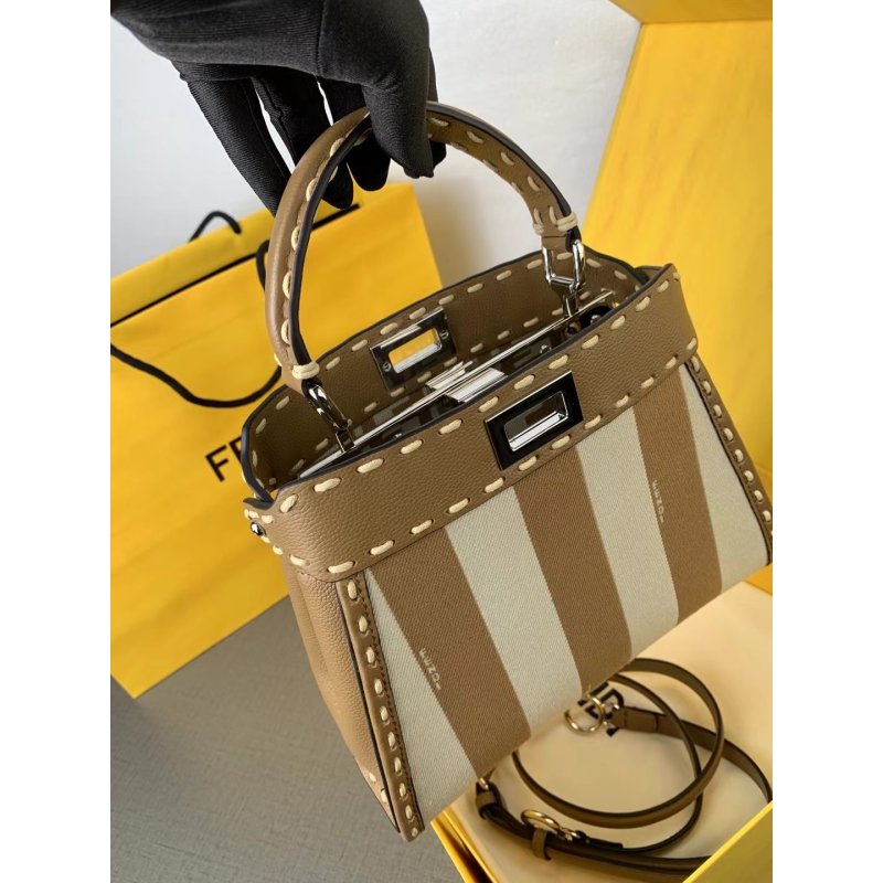 Fendi Peekaboo Shoulder Bag BG0525212