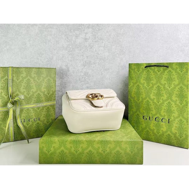 Gucci GG Marmont Fang Hand Bag BG0525235