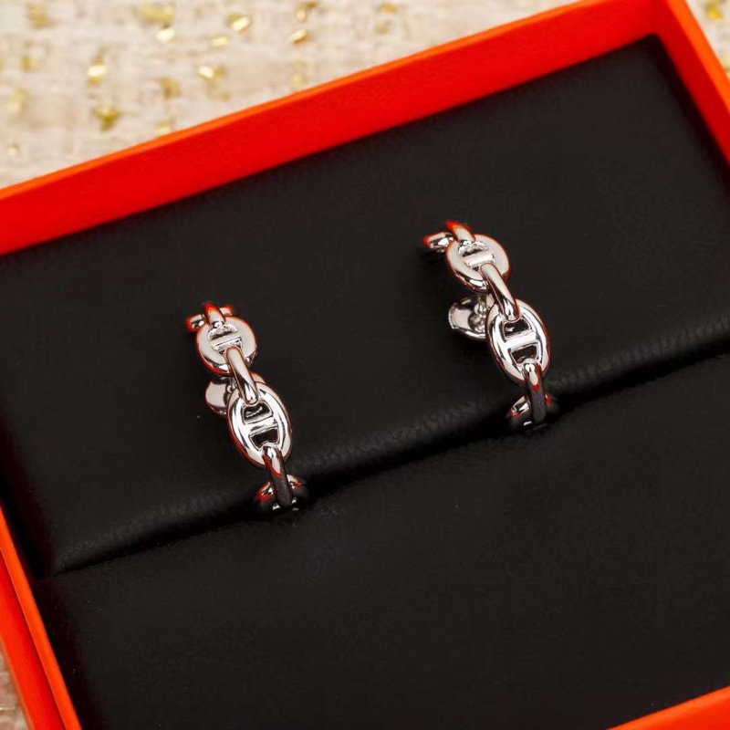 Hermes Farandole Pig Nose Earrings JWLH0024