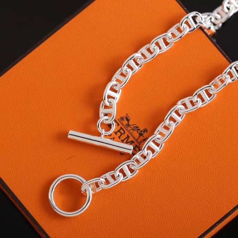 Hermes Farandole Pig Nose Necklace JWLH0031
