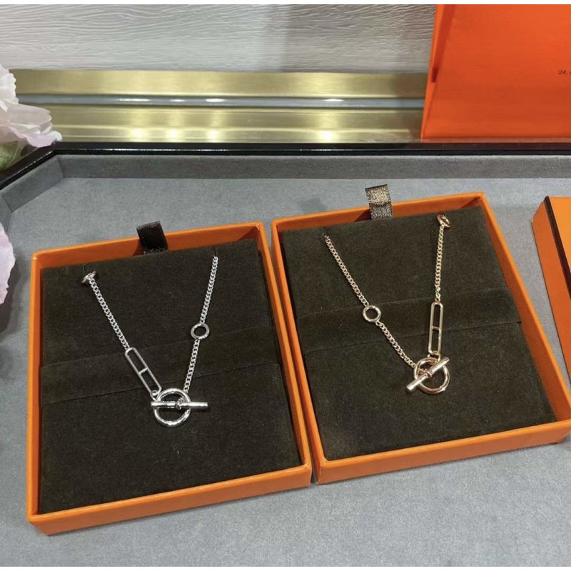 Hermes Farandole Pig Nose Necklace JWLH0050