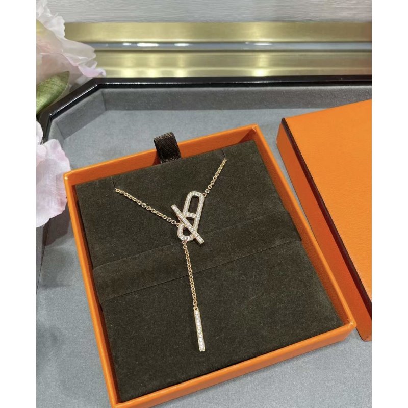 Hermes Farandole Pig Nose Necklace JWLH0054