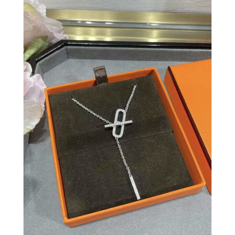 Hermes Farandole Pig Nose Necklace JWLH0054