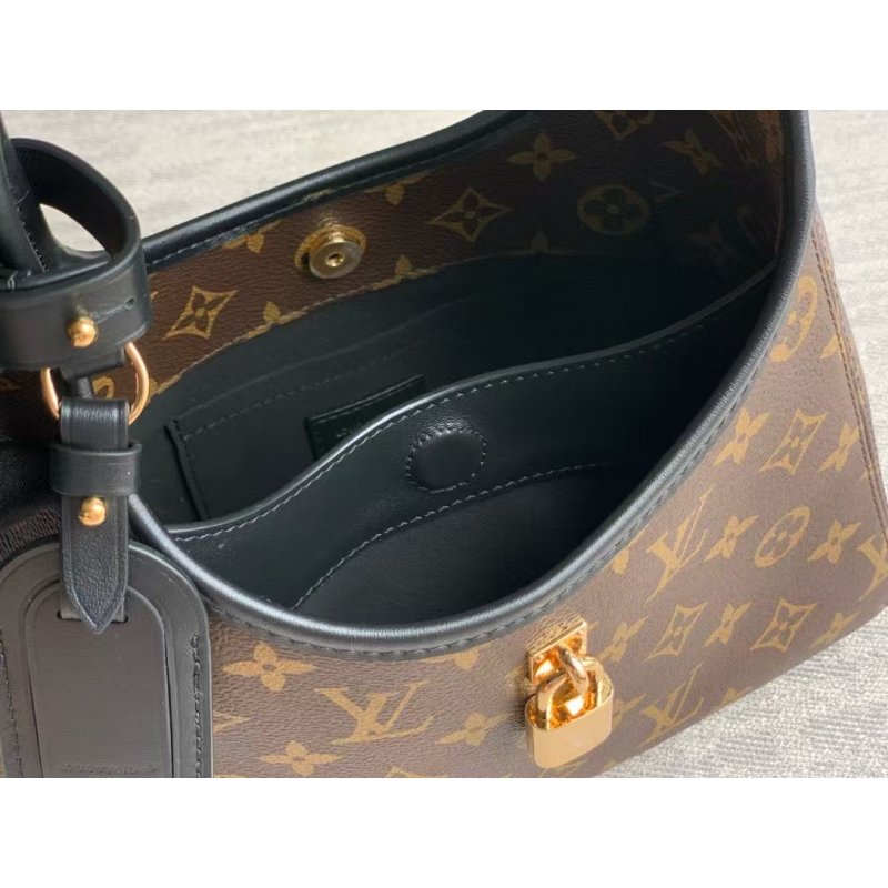 Louis Vuitton Hobo Bag BG0525093