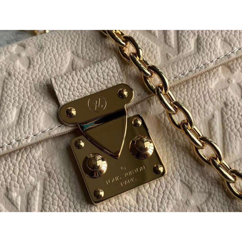 Louis Vuitton Metis Hand Bag BG030517