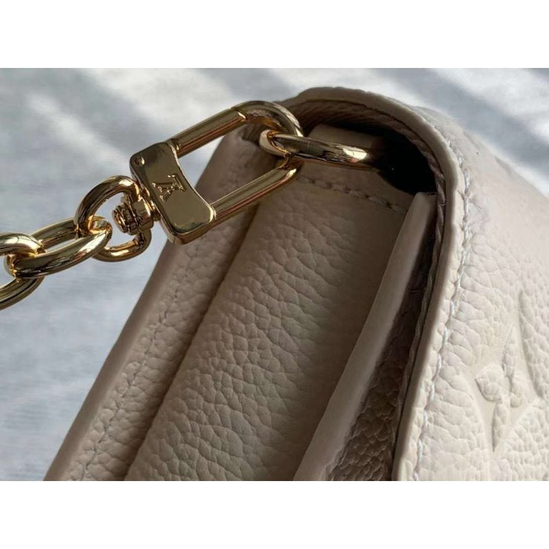 Louis Vuitton Metis Hand Bag BG030517