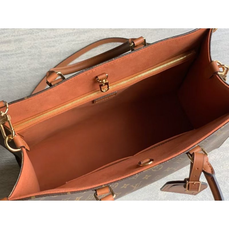 Louis Vuitton OntheGo Hand Bag BG0525096