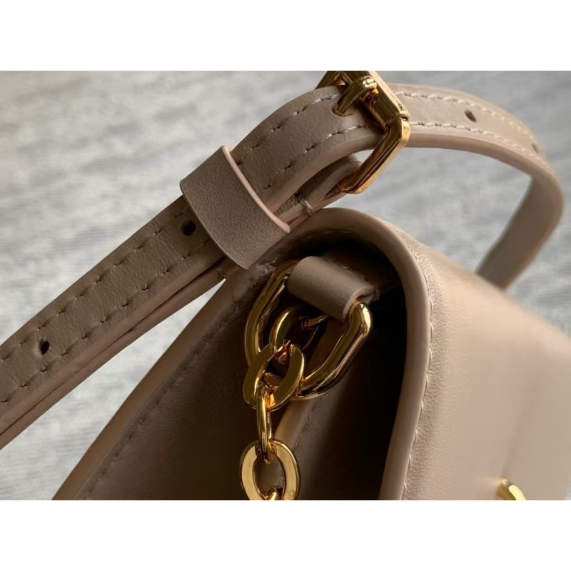 Louis Vuitton Wallet On Chain Bag BG0525087