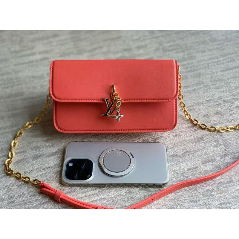 Louis Vuitton Wallet On Chain Bag BG0525089