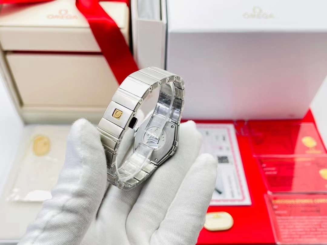 Omega Constellation Classic Series Wrist Watch WAT02077