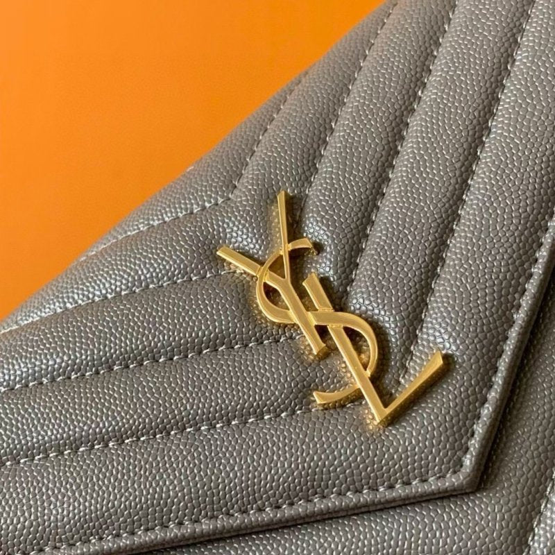 Saint Laurent Envelope Bag BG0525279
