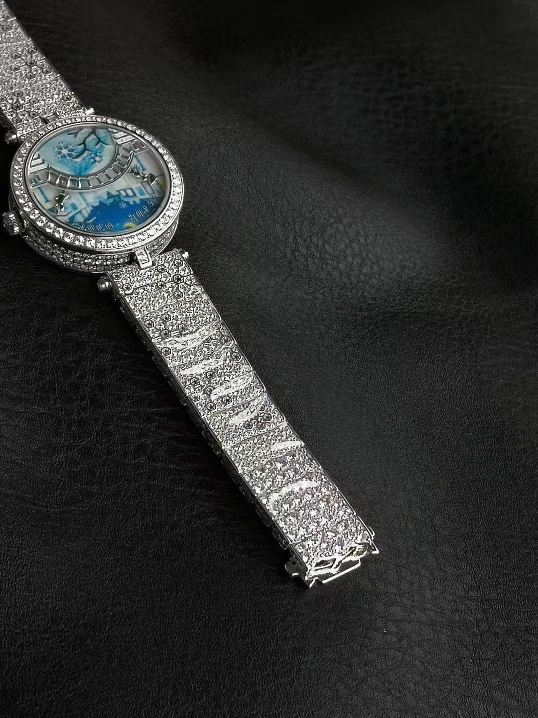 Van Cleef and Arpels Four Seasons Lovers Bridge Wrist Watch WTJN25248