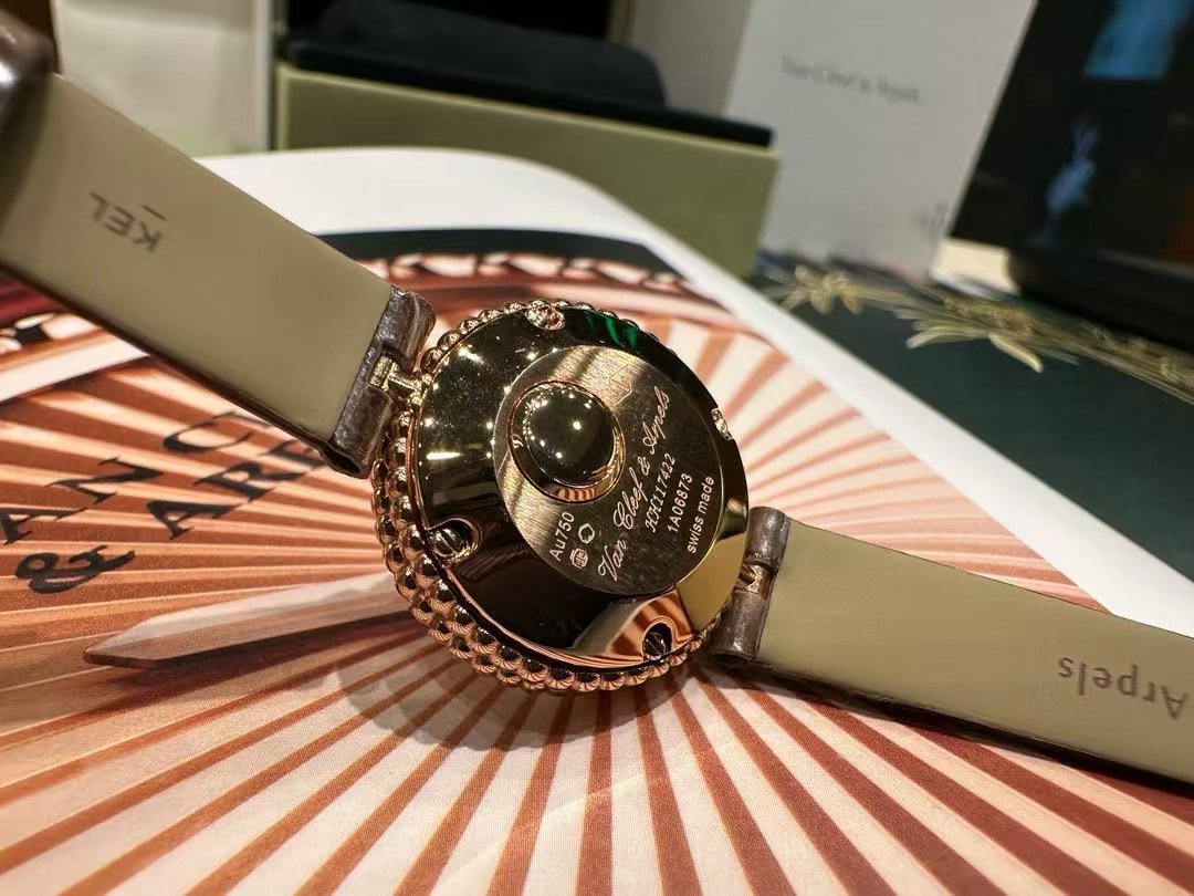 Van Cleef and Arpels Perlee New Wrist Watch WTJN25260