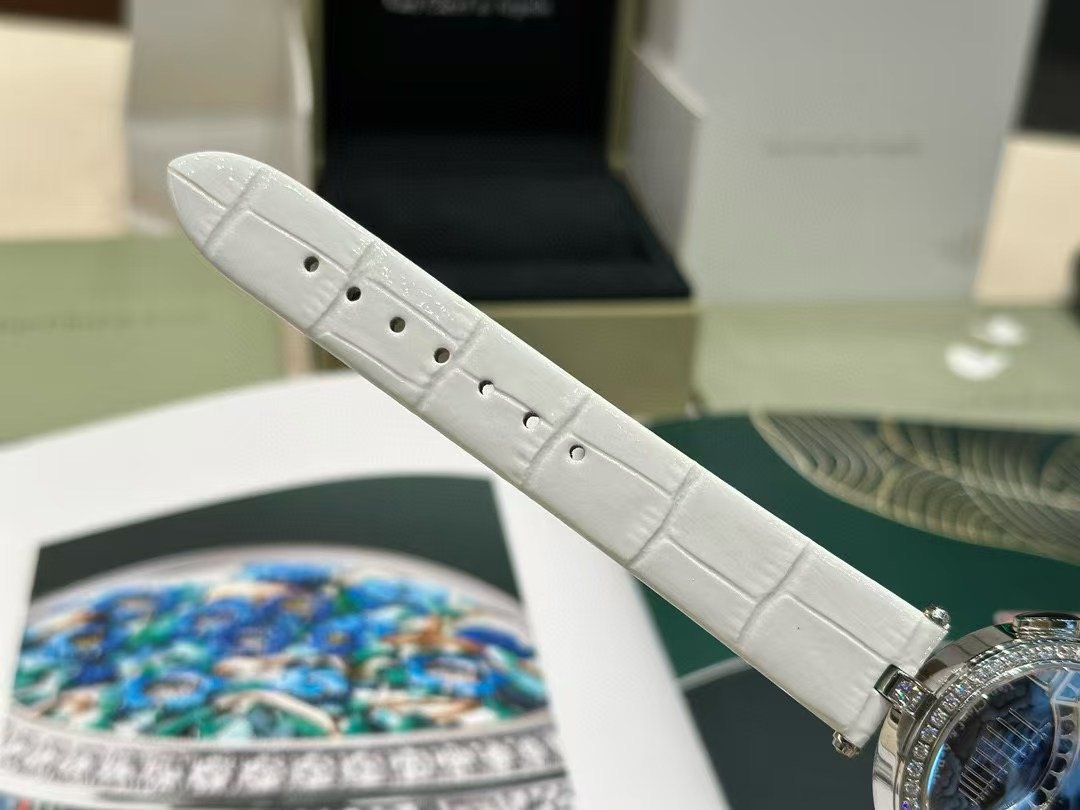 Van Cleef and Arpels Poetic Function Series Wrist Watch WTJN25251